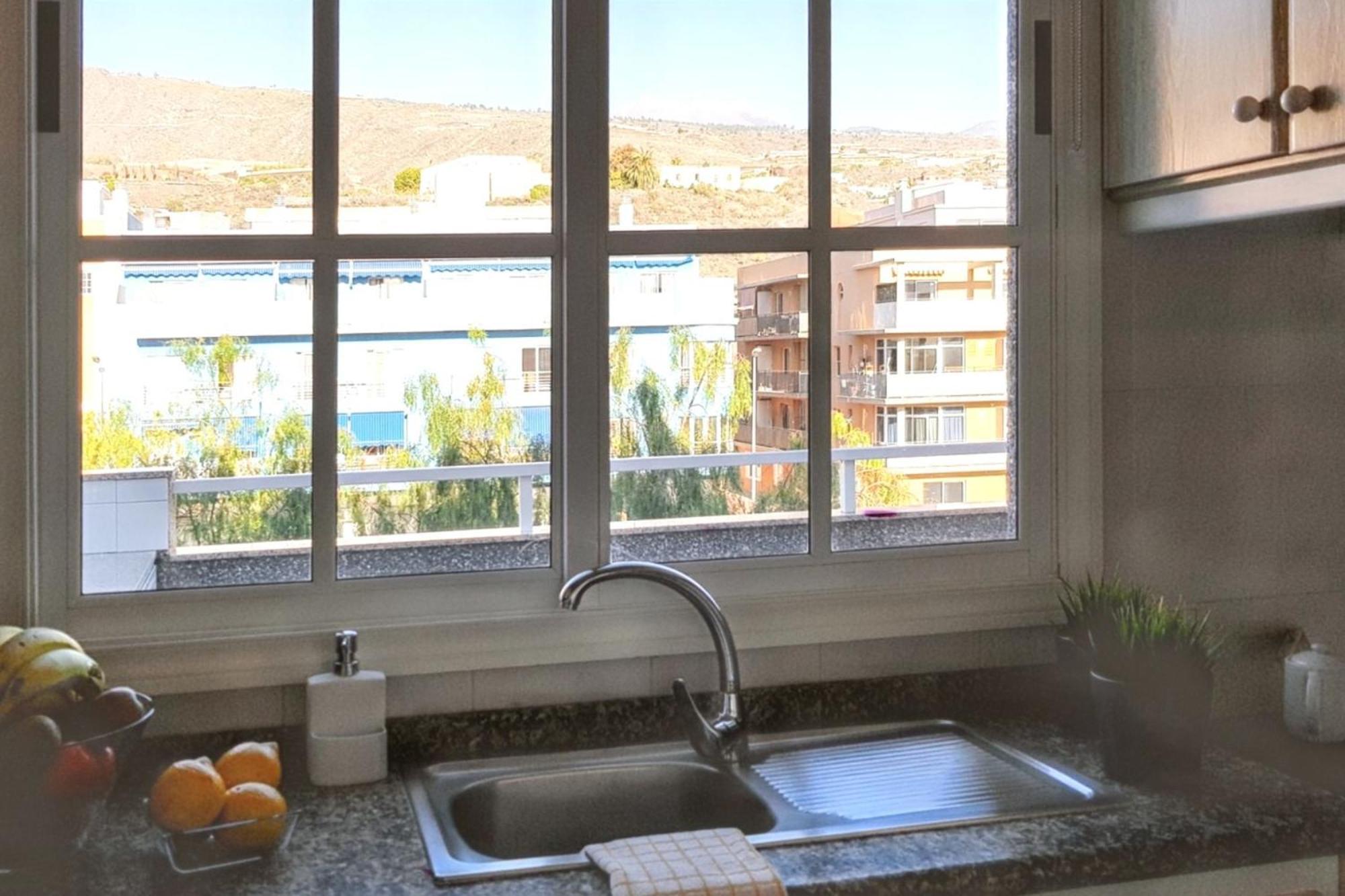 Bright Apartment In Puerto De Santiago 65 M² Terrace Εξωτερικό φωτογραφία